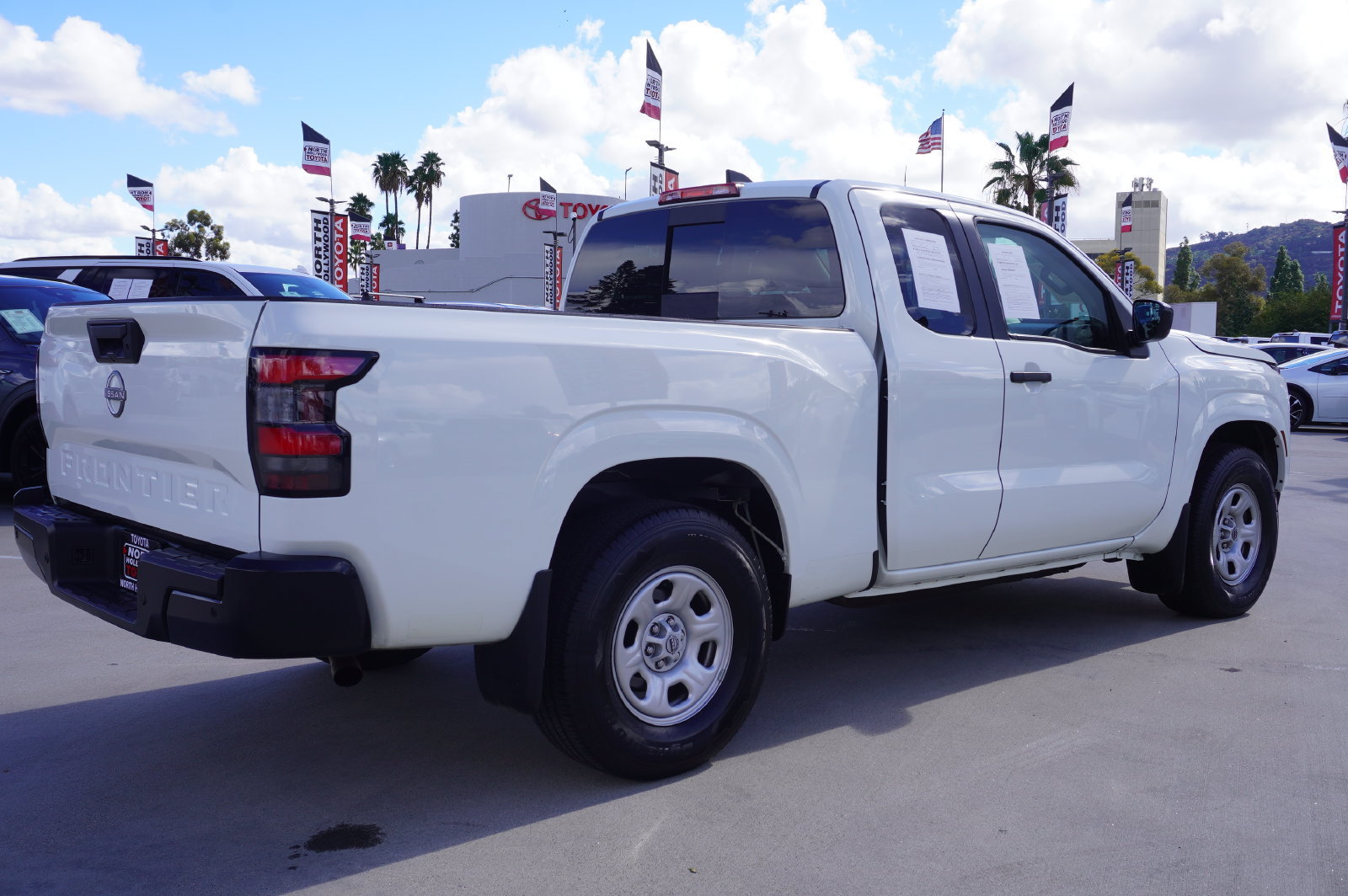 Used 2026 Nissan Frontier S w/ S Utility Package RWD image 7