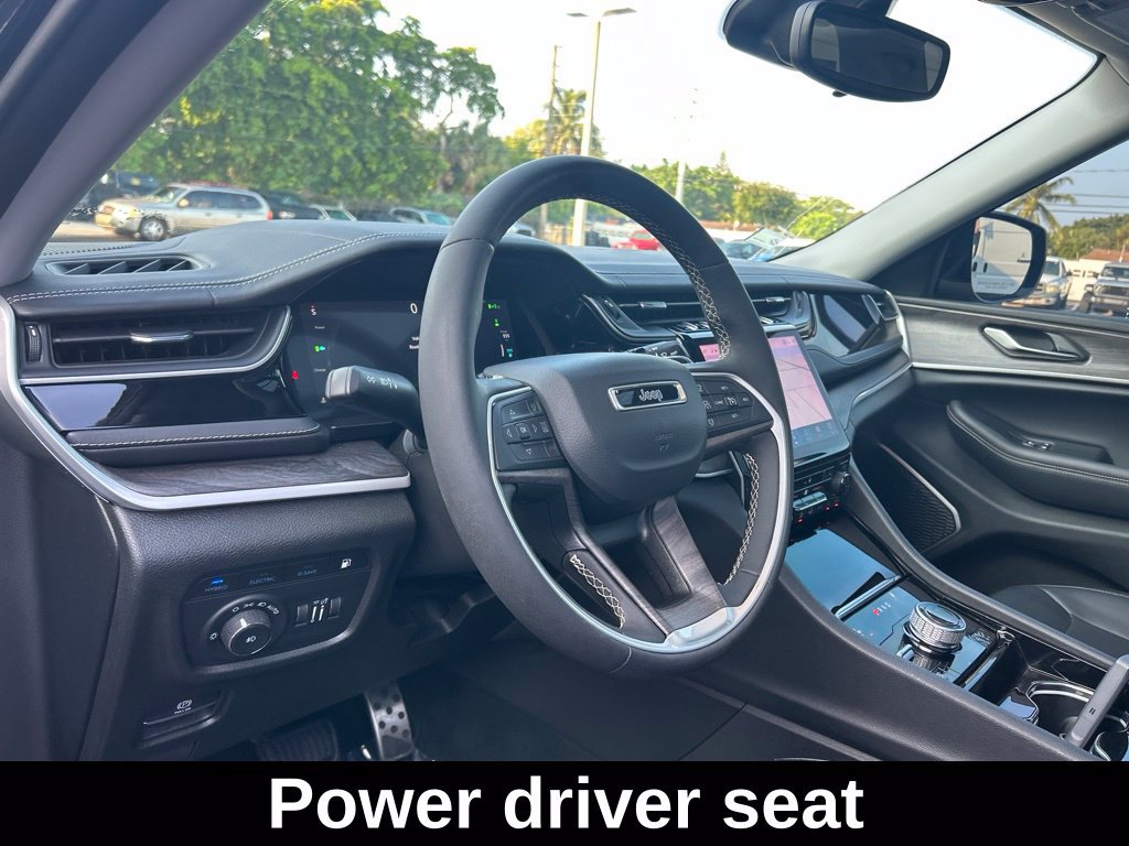 Used 2022 Jeep Grand Cherokee Limited 4xe AWD/4WD image 12