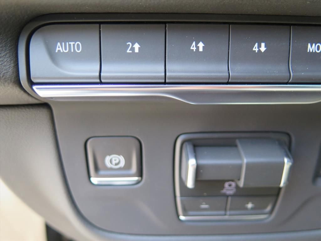 New 2026 Cadillac Escalade Luxury w/ Touring Package AWD/4WD image 12