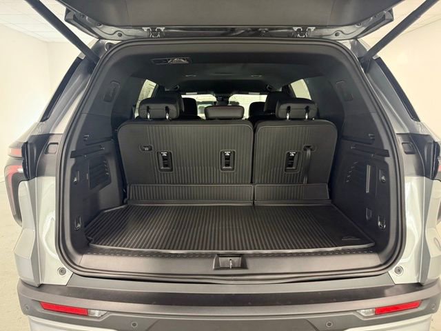 New 2026 Chevrolet Traverse Z71 w/ Enhanced Driving Package image 8