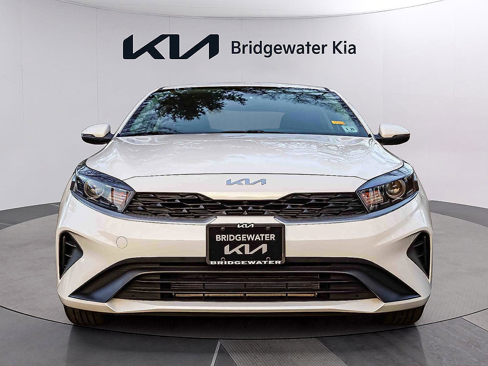 Certified 2024 Kia Forte LXS w/ LXS Technology Package image 2