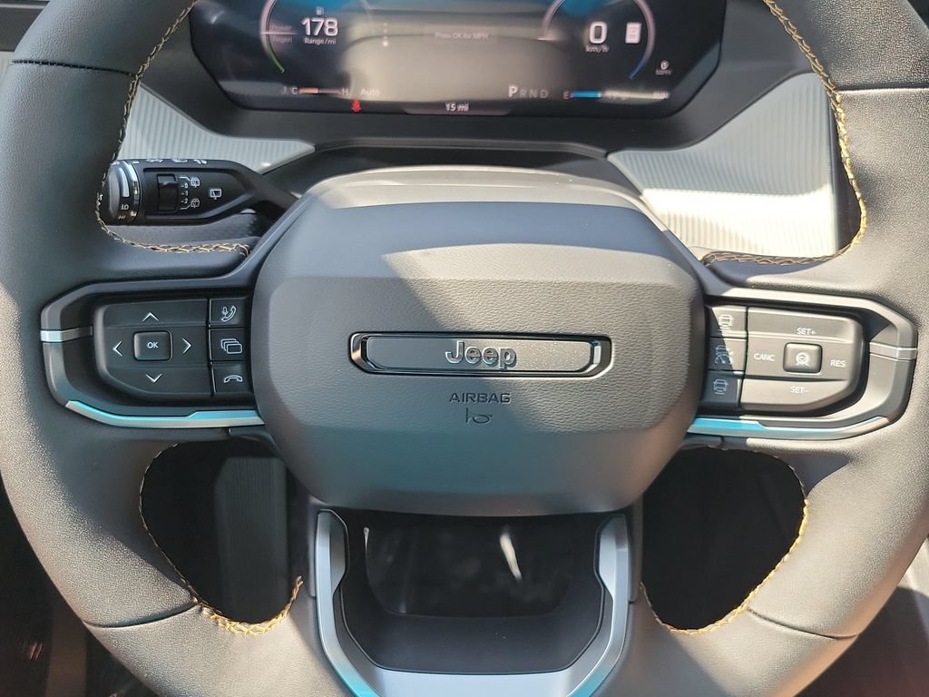 New 2026 Jeep Cherokee Overland AWD/4WD image 10