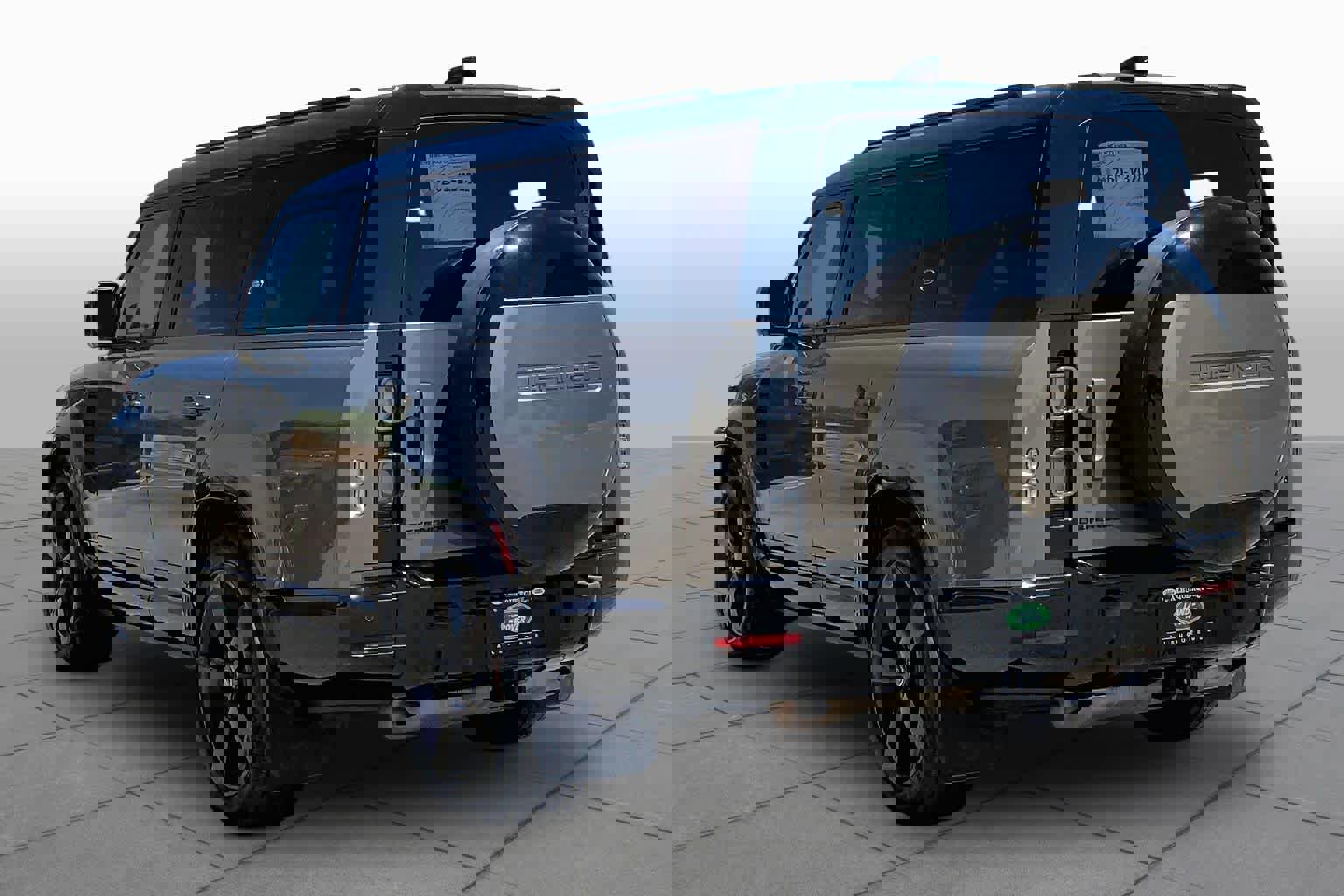 Certified 2023 Land Rover Defender 130 X AWD/4WD image 11