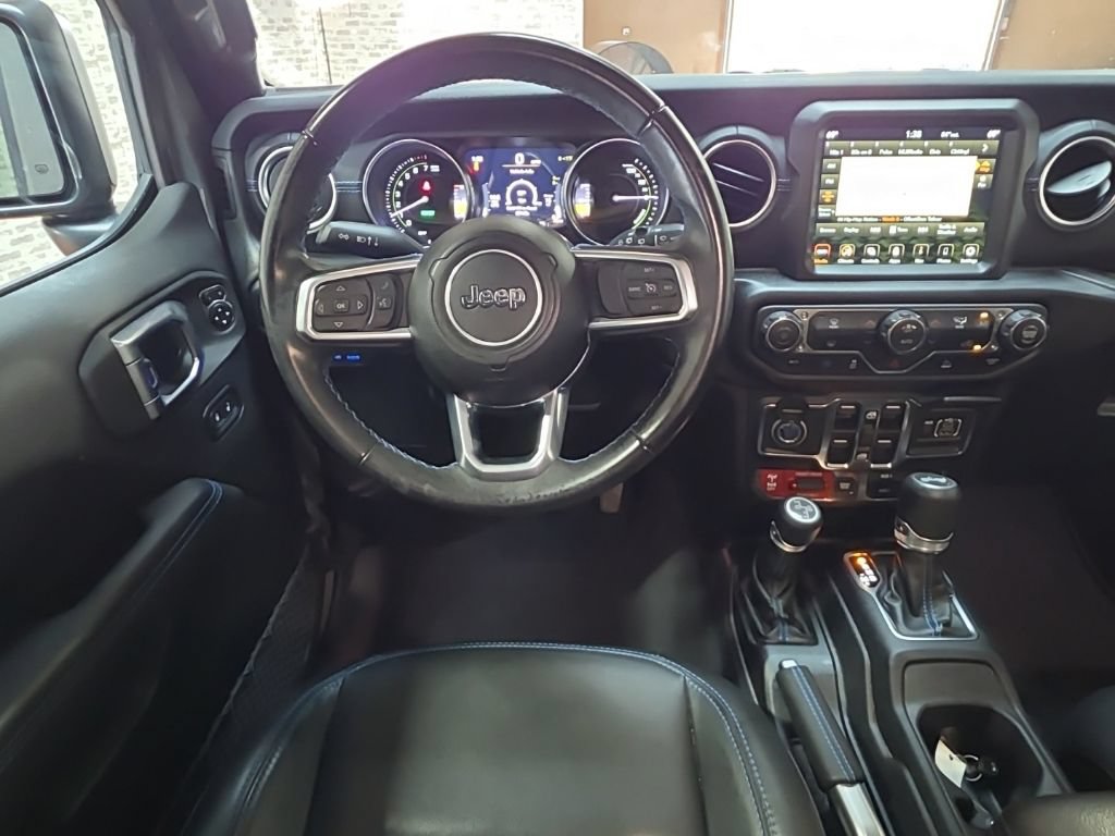 Used 2022 Jeep Wrangler Unlimited Rubicon 4xe AWD/4WD image 14