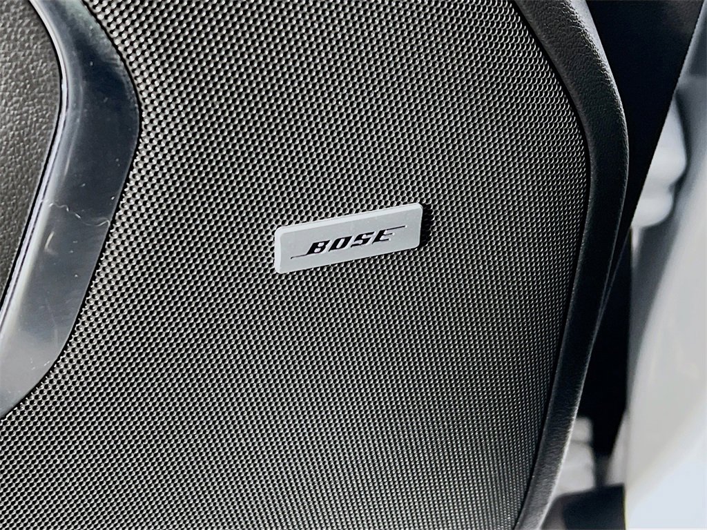 Used 2023 Chevrolet Suburban Premier image 17