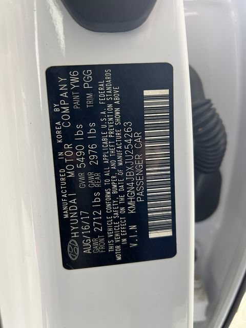 Used 2018 Genesis G80 3.3T Sport RWD image 27
