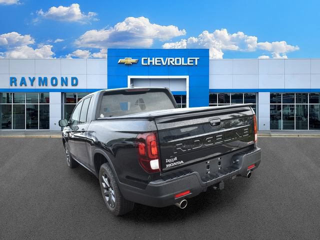 Used 2024 Honda Ridgeline Sport image 5