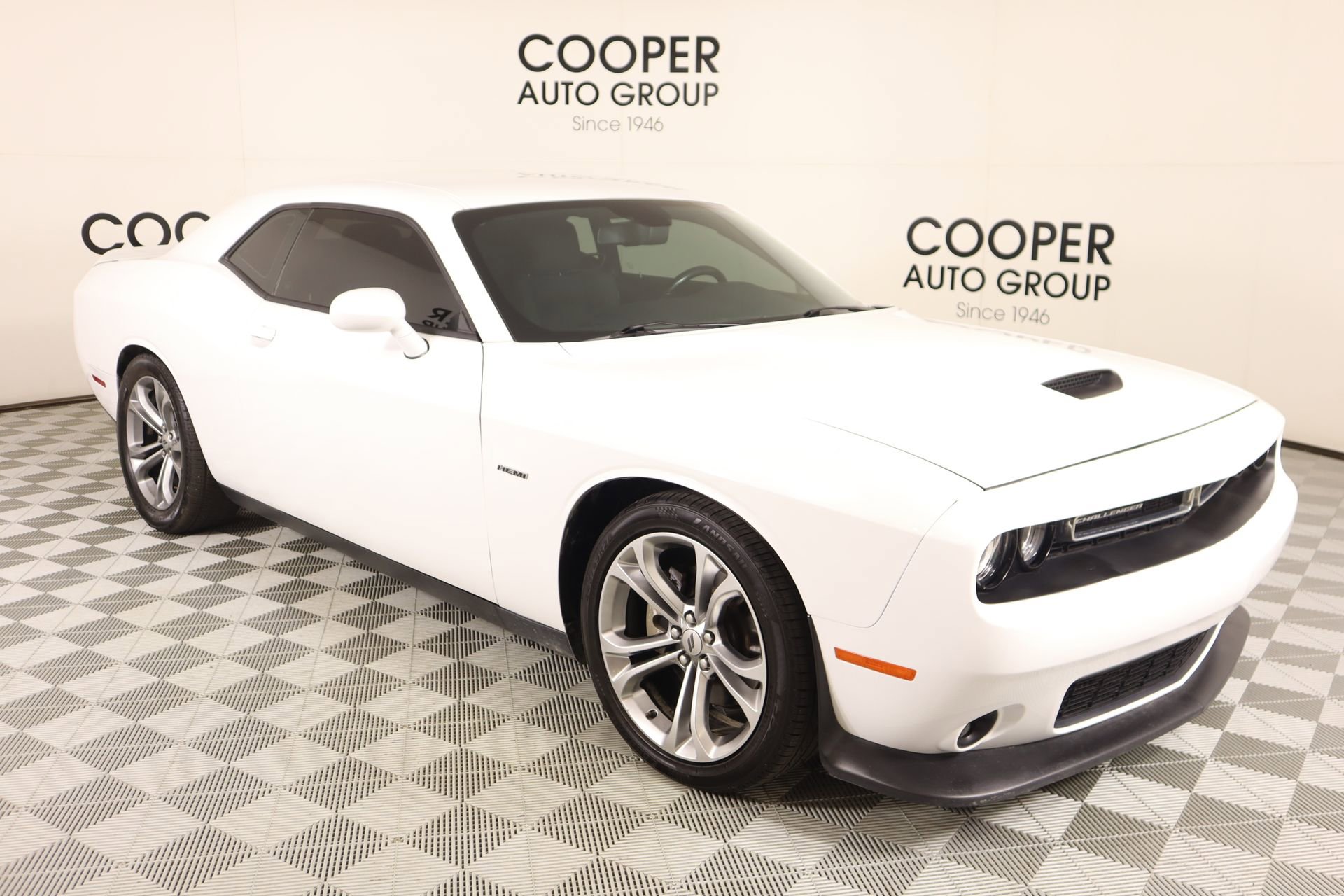 Used 2021 Dodge Challenger R/T image 1