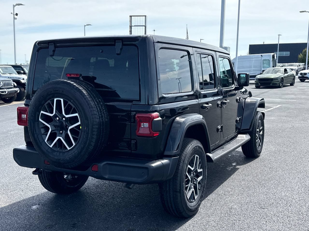 New 2027 Jeep Wrangler Unlimited Sahara AWD/4WD image 3