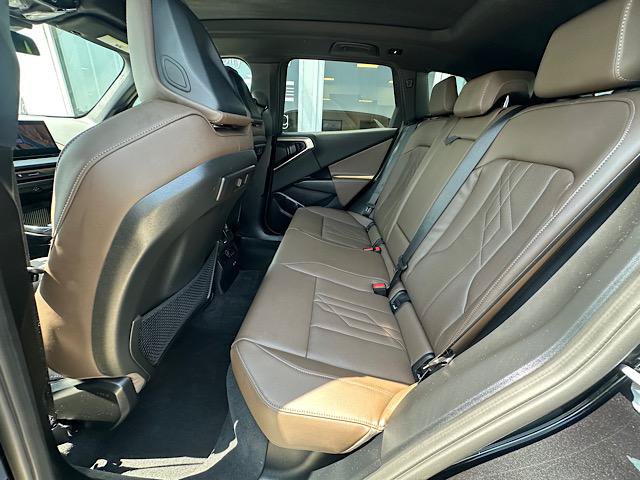 Used 2025 BMW X3 xDrive30i AWD/4WD image 18