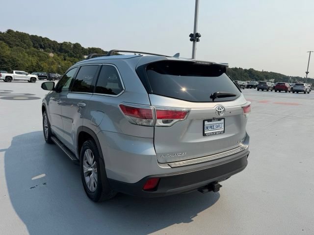 Used 2015 Toyota Highlander XLE AWD/4WD image 5