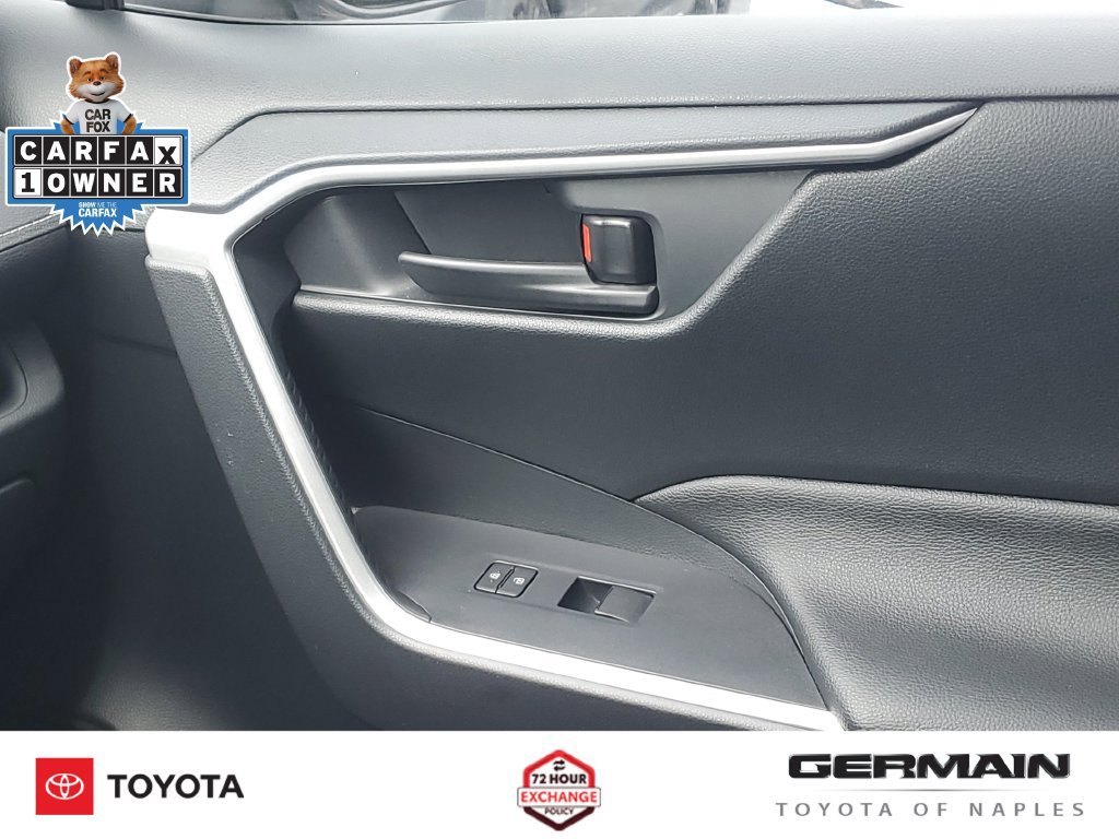 Certified 2025 Toyota RAV4 LE AWD/4WD image 28