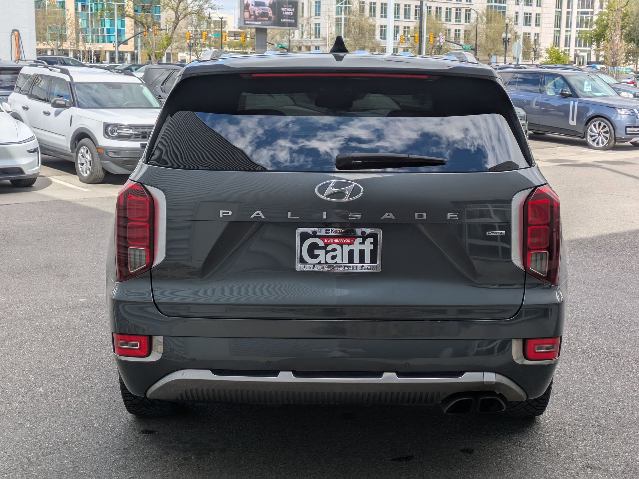 Used 2022 Hyundai Palisade Calligraphy image 4