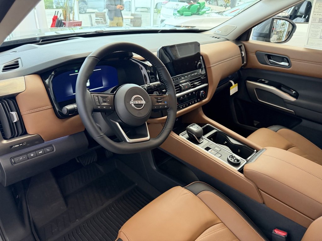 New 2025 Nissan Pathfinder Platinum w/ Cargo Package image 16