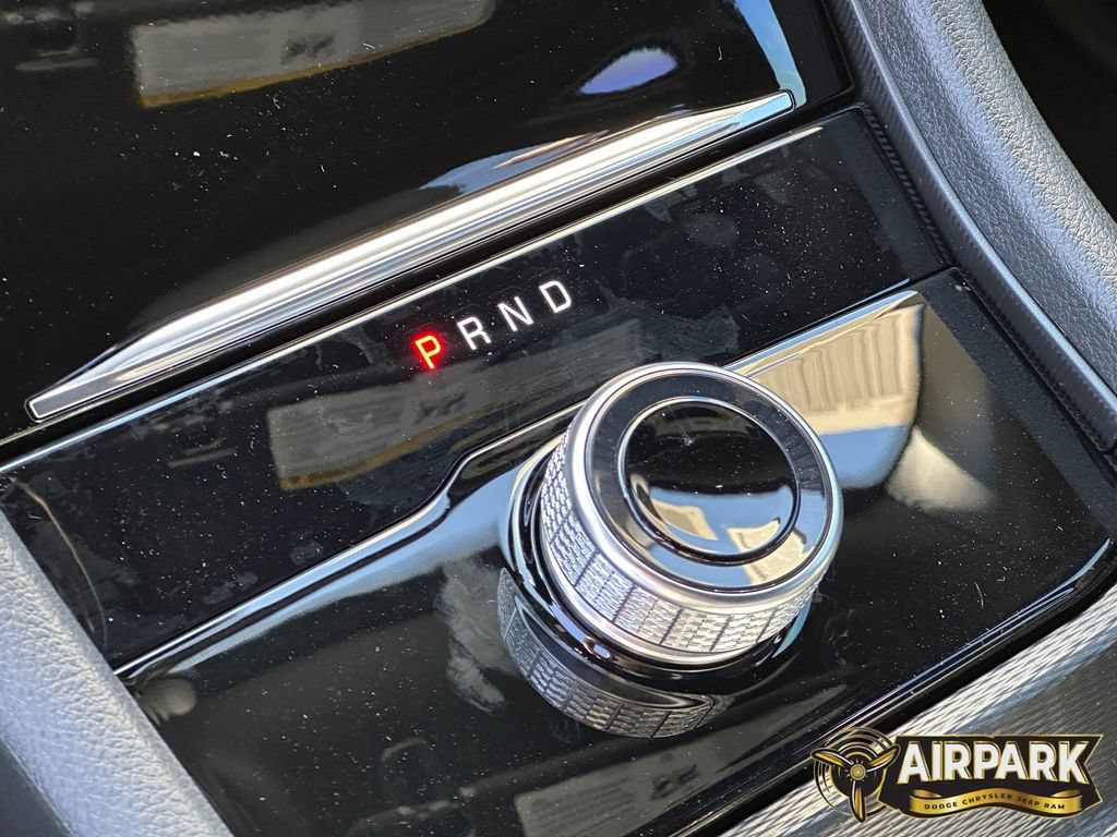 New 2025 Jeep Grand Cherokee L Altitude AWD/4WD image 21