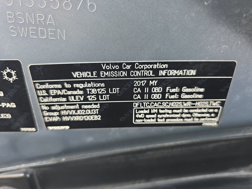 Used 2017 Volvo XC60 T6 Inscription w/ Preferred Option Package image 35