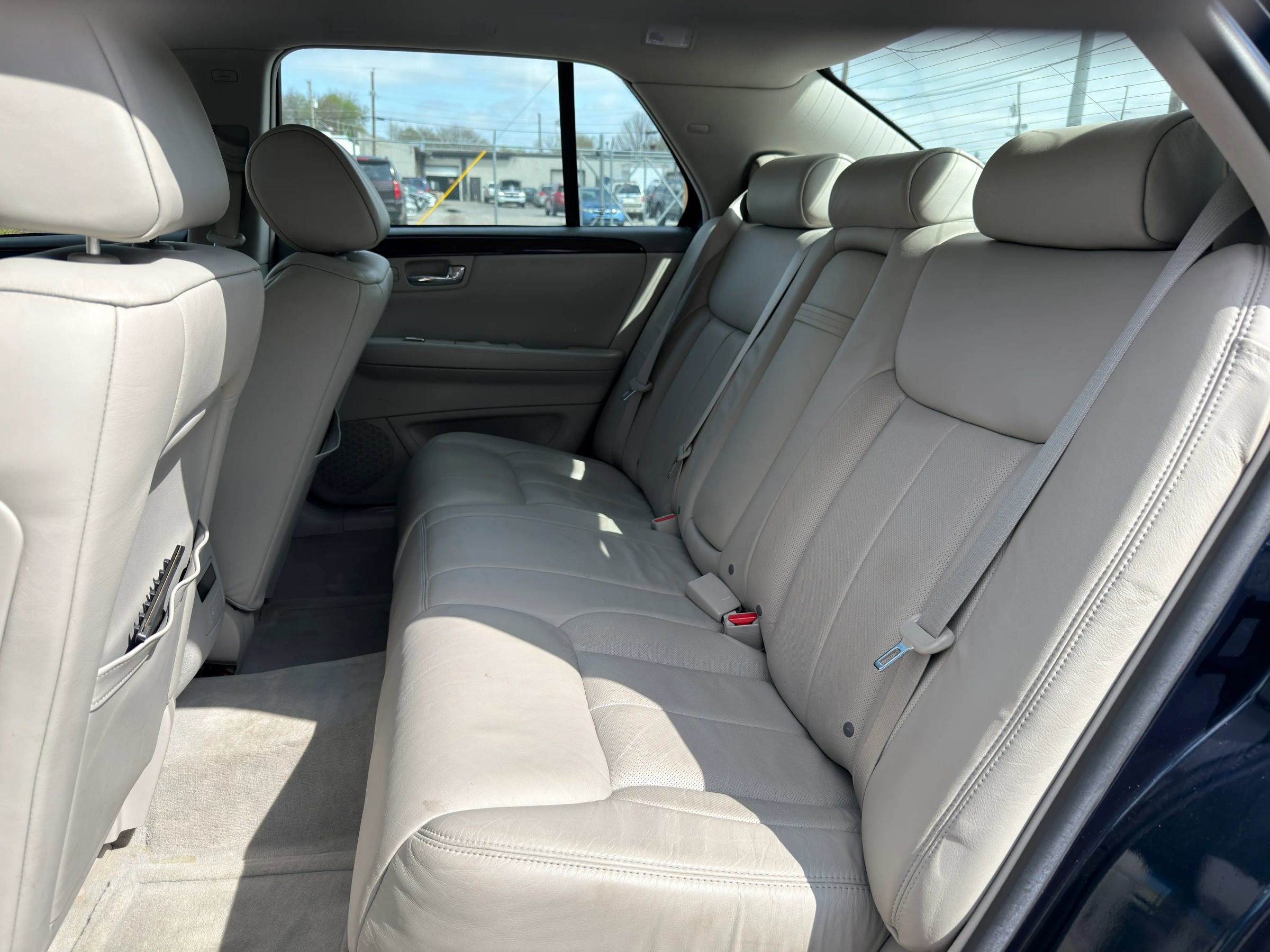 Used 2007 Cadillac DTS Performance image 19