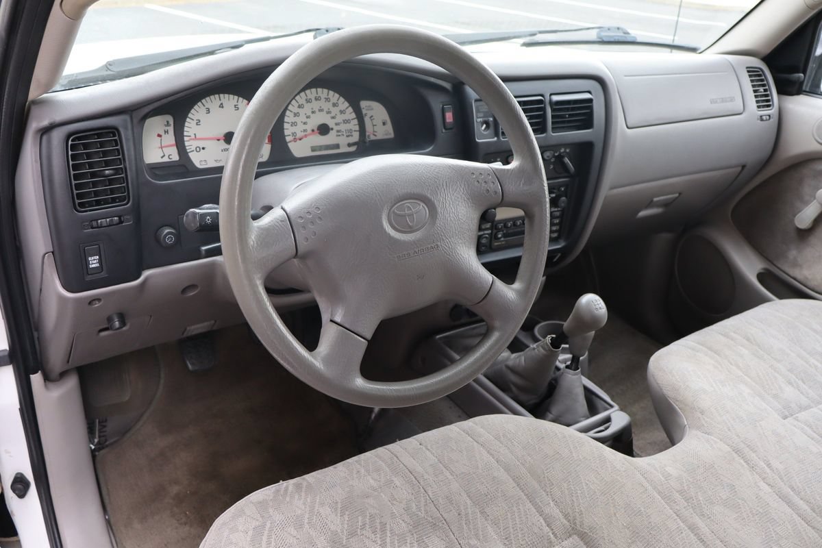 Used 2003 Toyota Tacoma 4x4 Regular Cab image 14