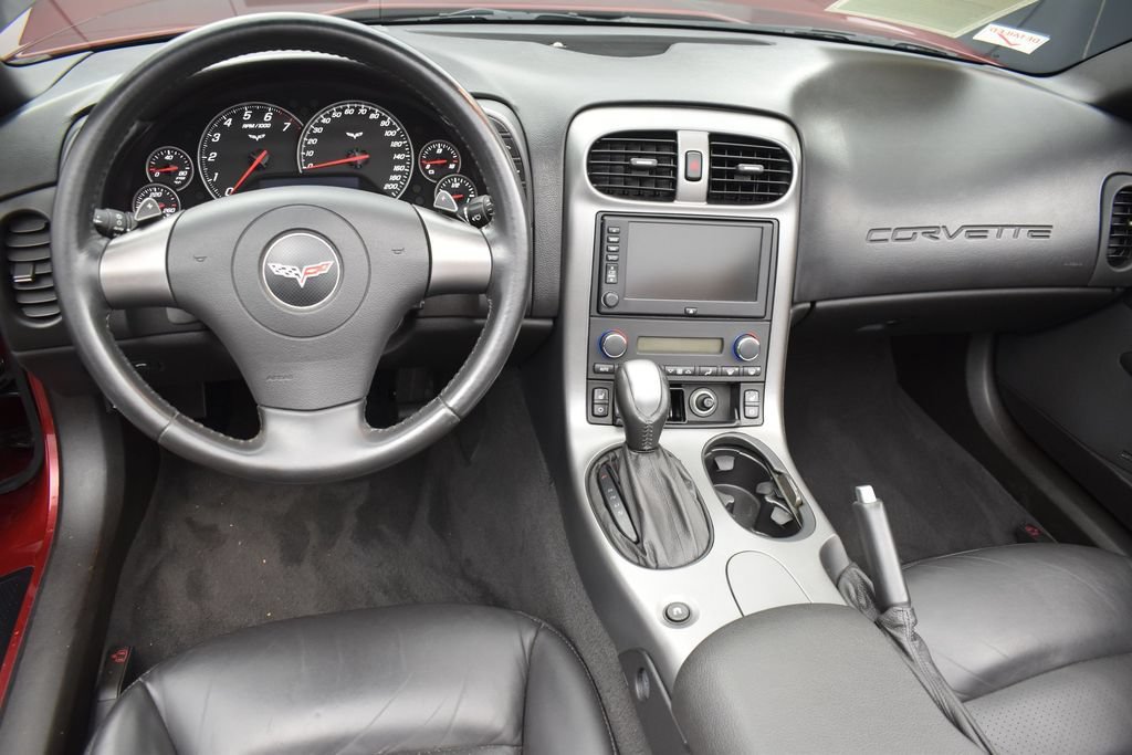 Used 2006 Chevrolet Corvette Convertible w/ Preferred Equipment Group RWD image 16