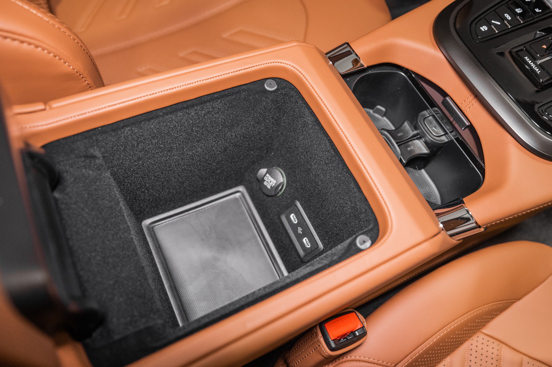 New 2026 Aston Martin DBX 707 AWD/4WD image 43