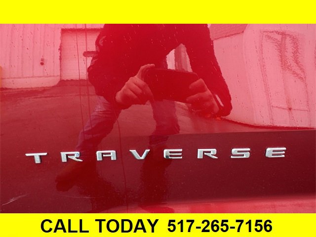 Used 2024 Chevrolet Traverse LT image 33