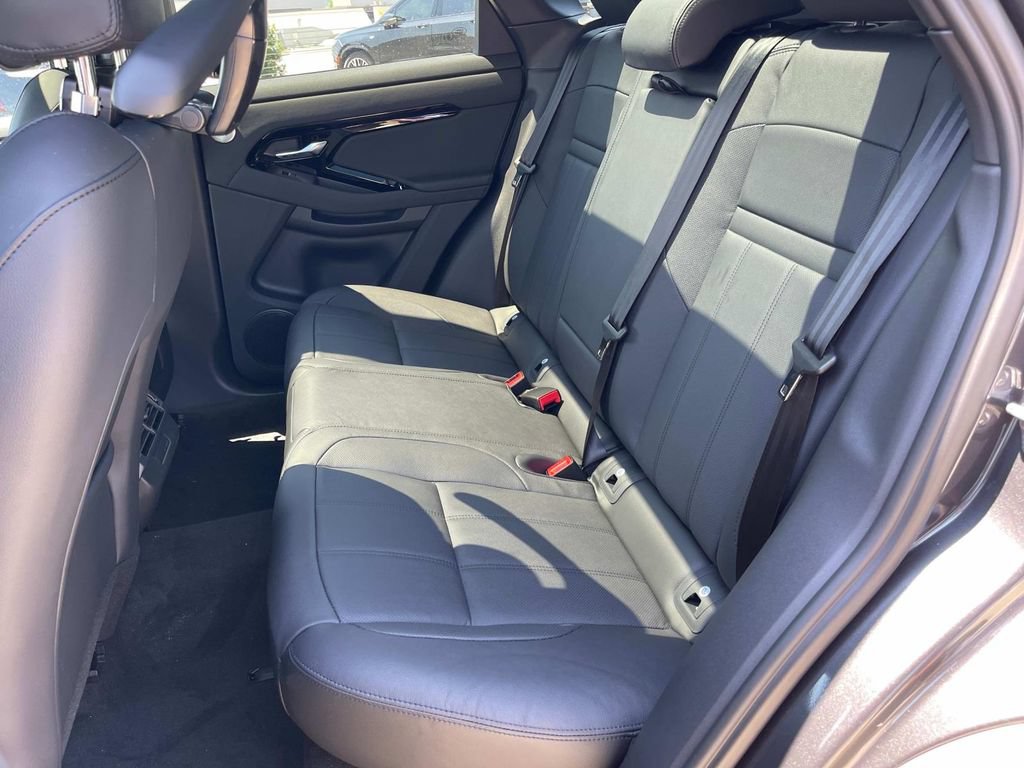 New 2026 Land Rover Range Rover Evoque Dynamic SE AWD/4WD image 11