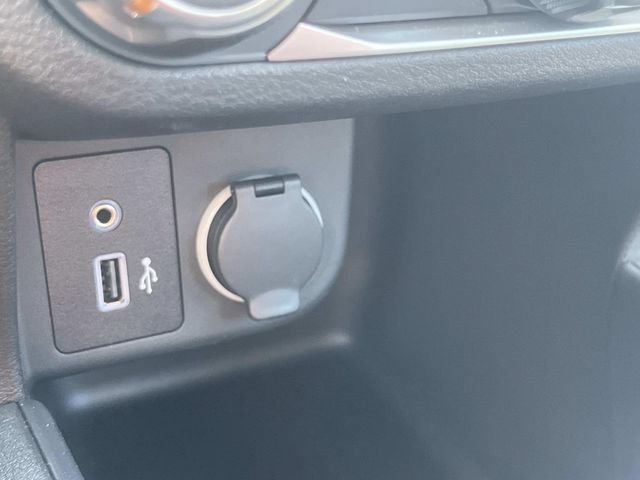 New 2025 Nissan Kicks Play S FWD image 29