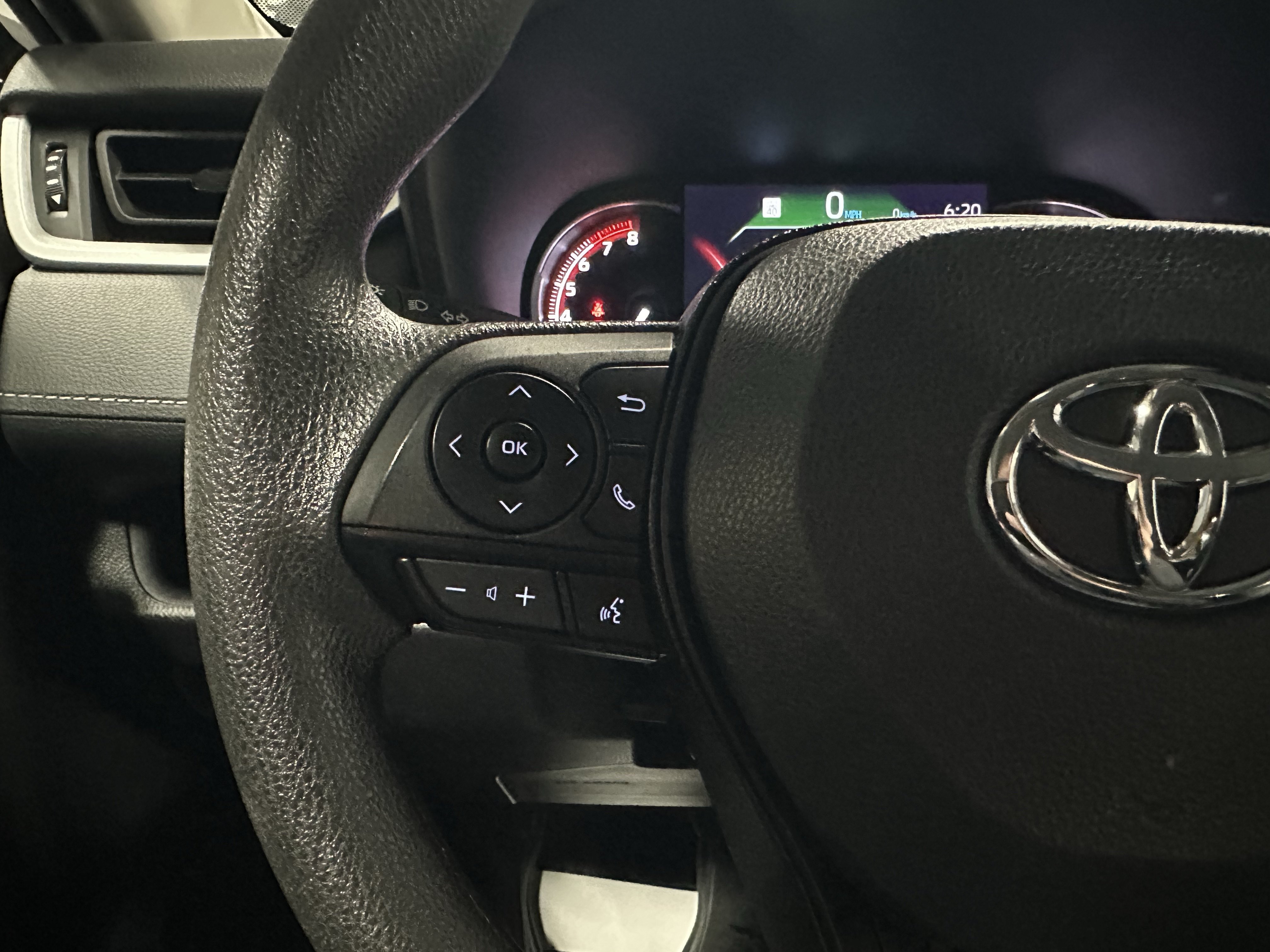 Used 2024 Toyota RAV4 XLE AWD/4WD image 11