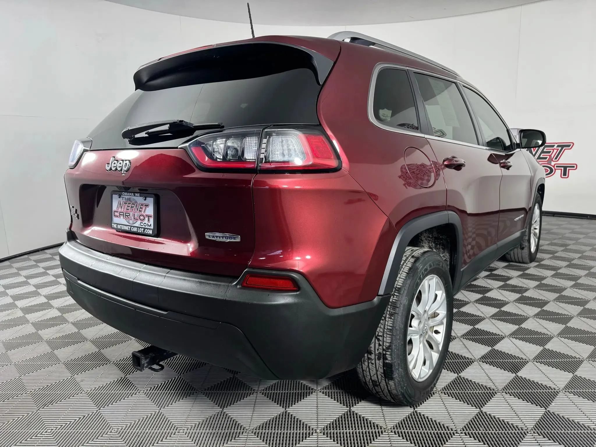 Used 2019 Jeep Cherokee Latitude w/ Popular Appearance Group FWD image 27