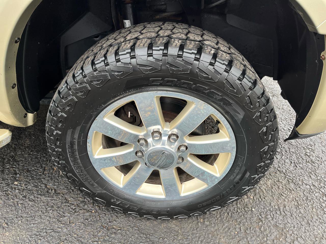Used 2016 RAM 2500 Longhorn w/ Convenience Group AWD/4WD image 12