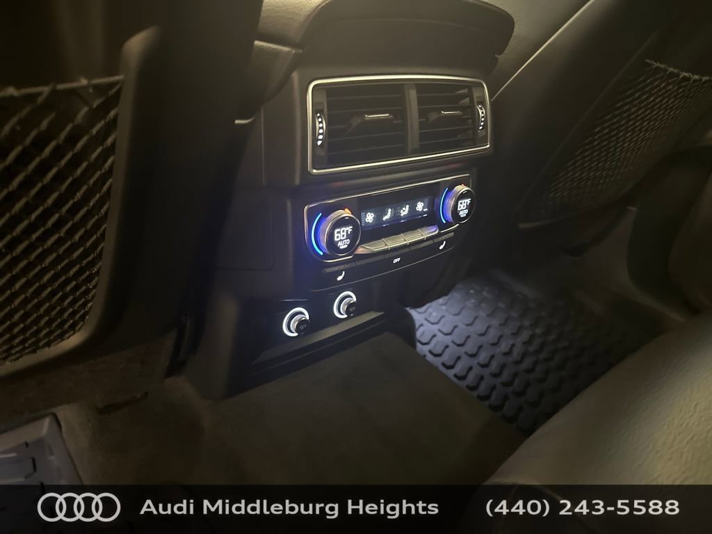 Used 2019 Audi Q7 3.0T Prestige w/ Prestige Package image 36