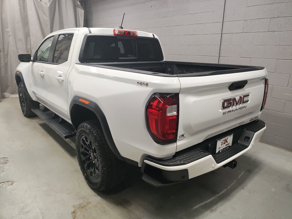 New 2026 GMC Canyon Elevation w/ Convenience Package image 19