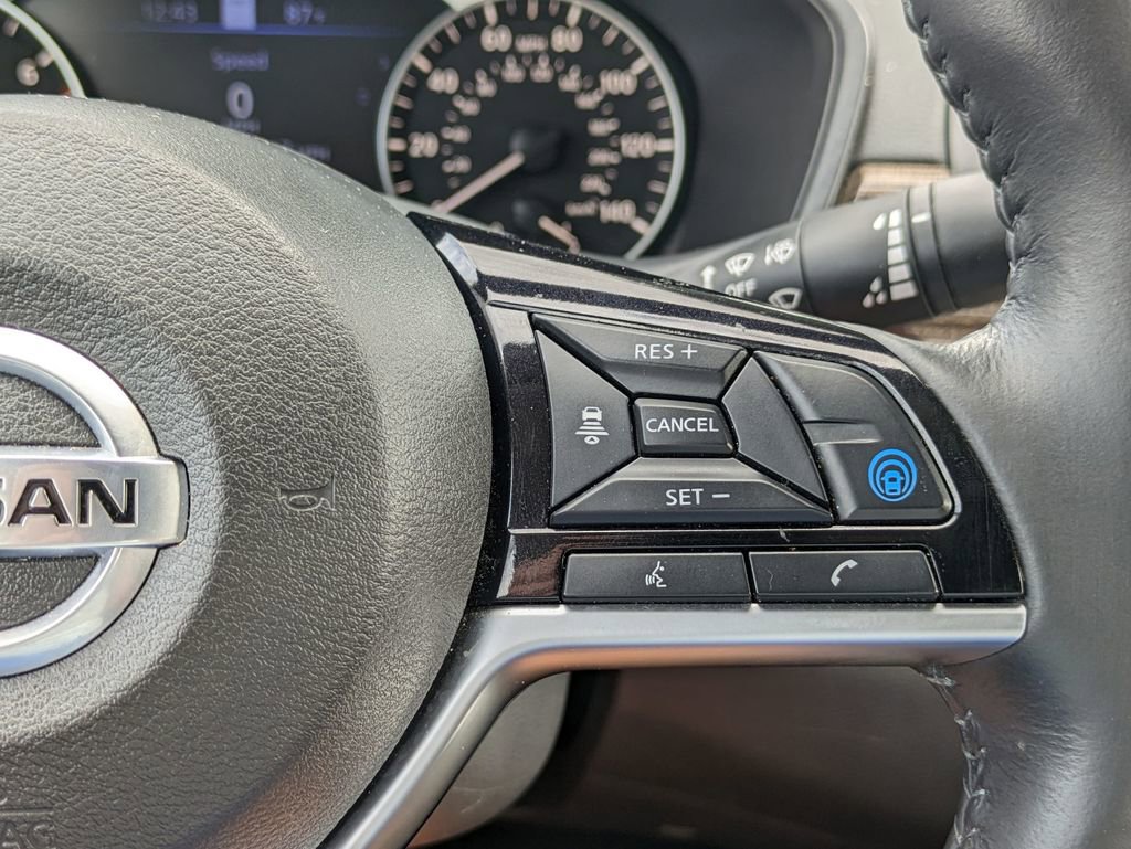 Used 2021 Nissan Altima 2.5 SR w/ SR Premium Package image 19