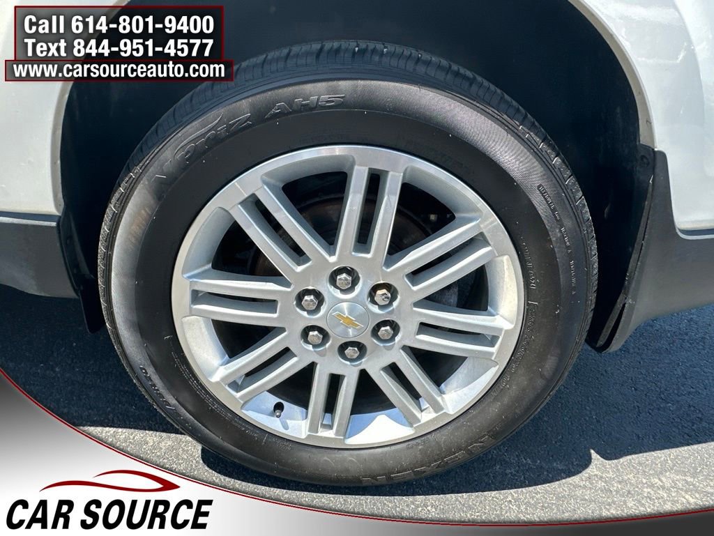 Used 2015 Chevrolet Traverse LT w/ Style and Technology Package FWD image 10