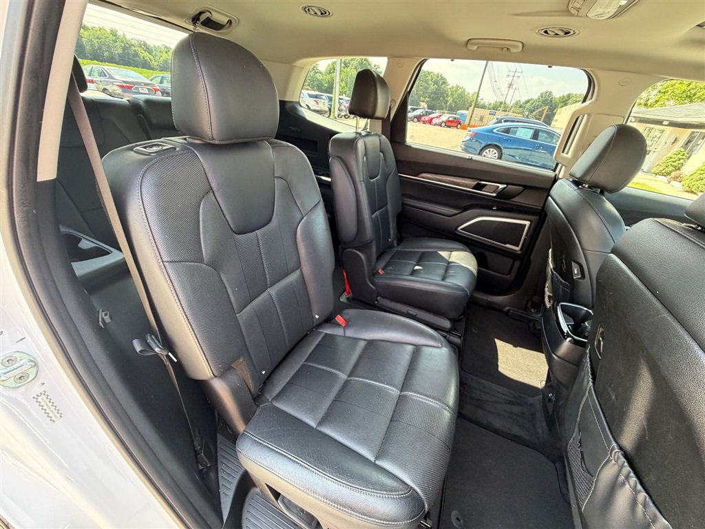 Used 2020 Kia Telluride EX w/ EX Premium Package FWD image 21