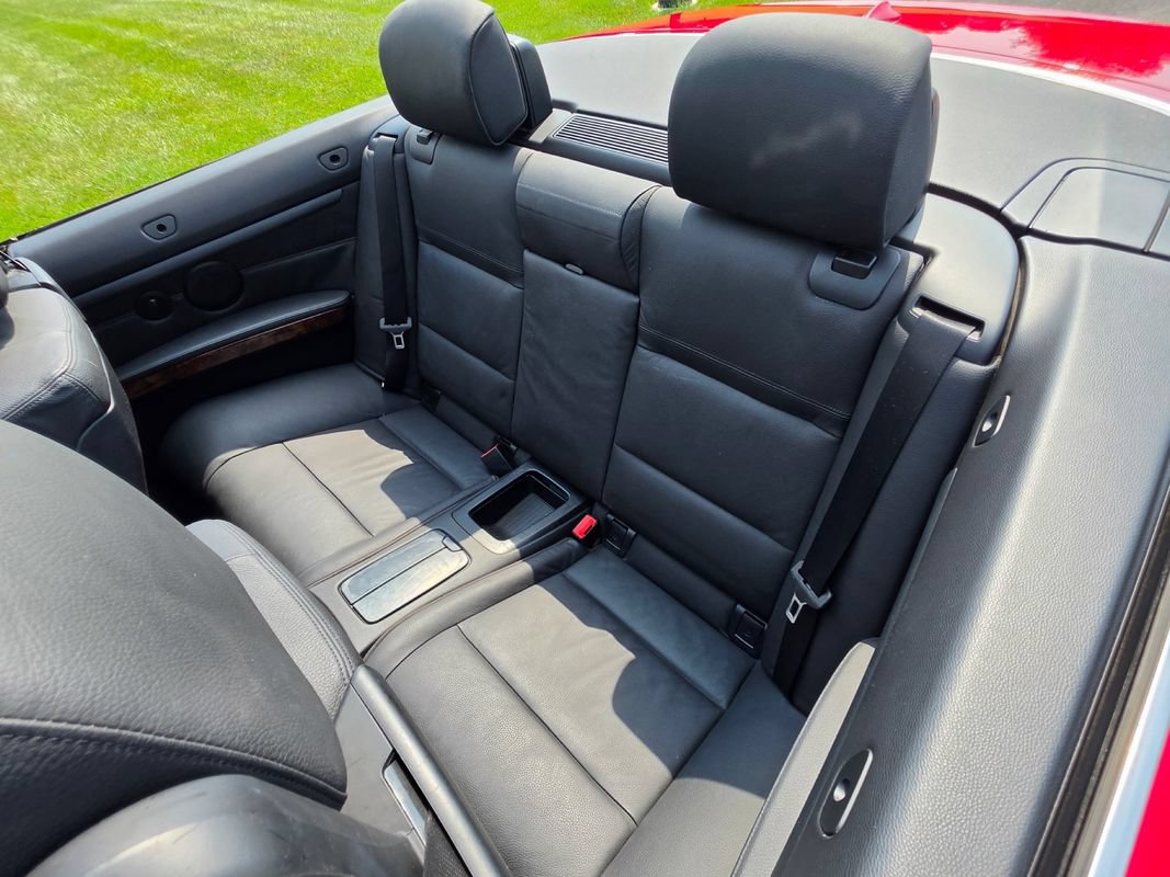 Used 2007 BMW 335i Convertible RWD image 25