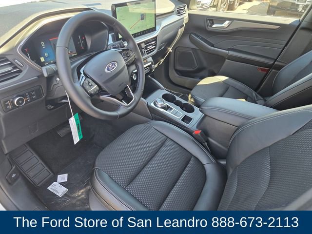 New 2025 Ford Escape SE image 3