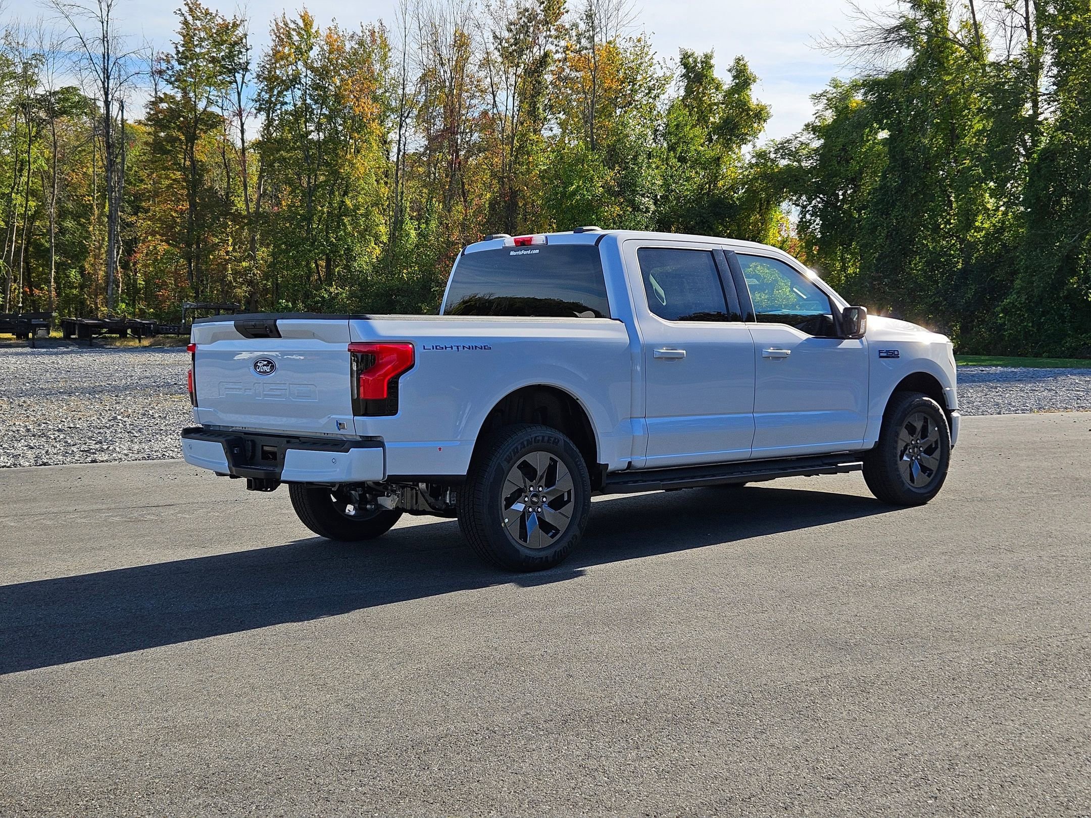 New 2025 Ford F150 Lightning Flash AWD/4WD image 10