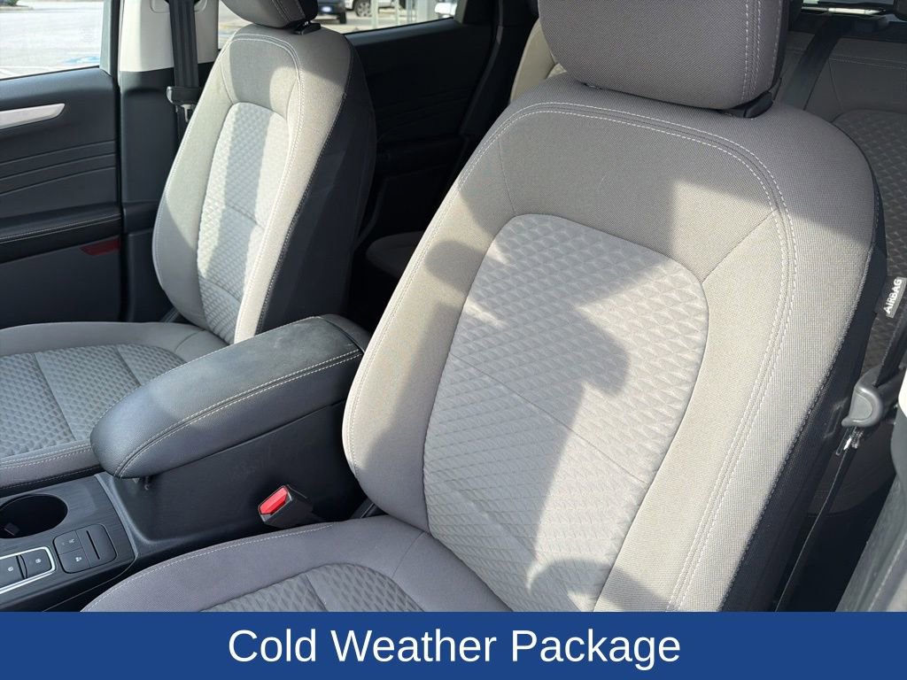 Certified 2021 Ford Escape SE w/ SE Sport Appearance Package image 19