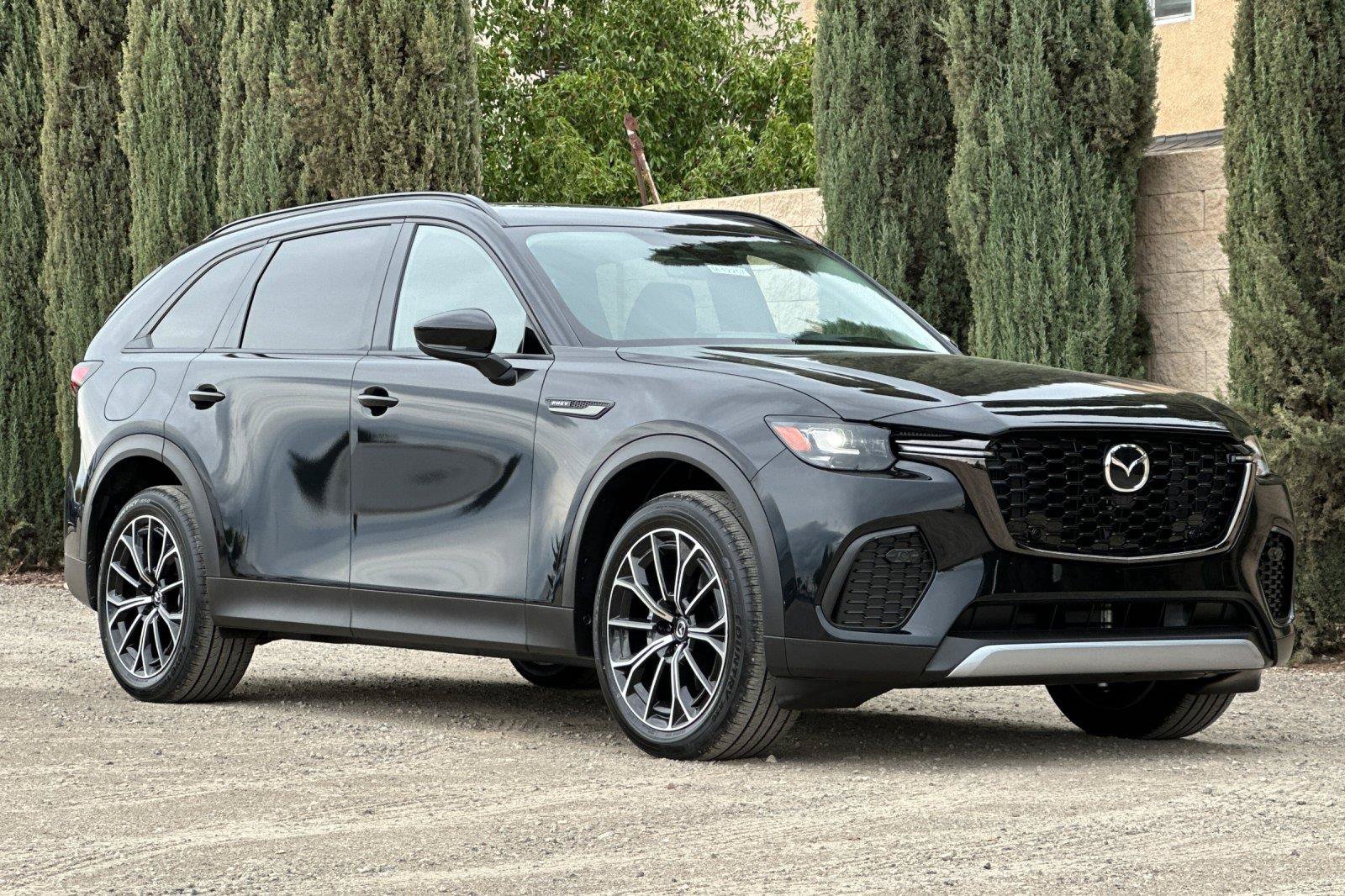 New 2025 MAZDA CX-70 Plug-In Hybrid w/ Premium Pkg AWD/4WD image 2