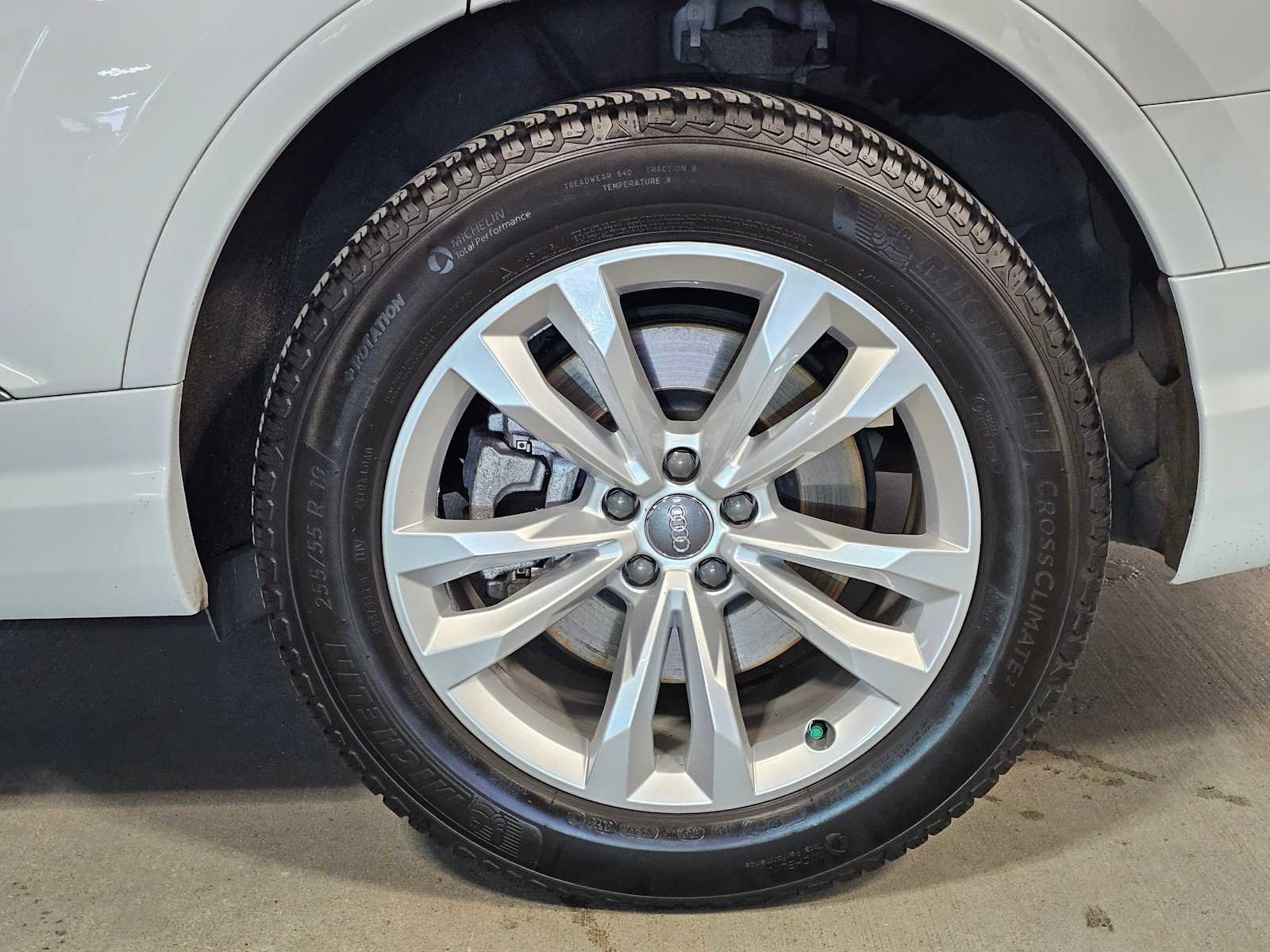 Used 2017 Audi Q7 2.0T Premium Plus image 8