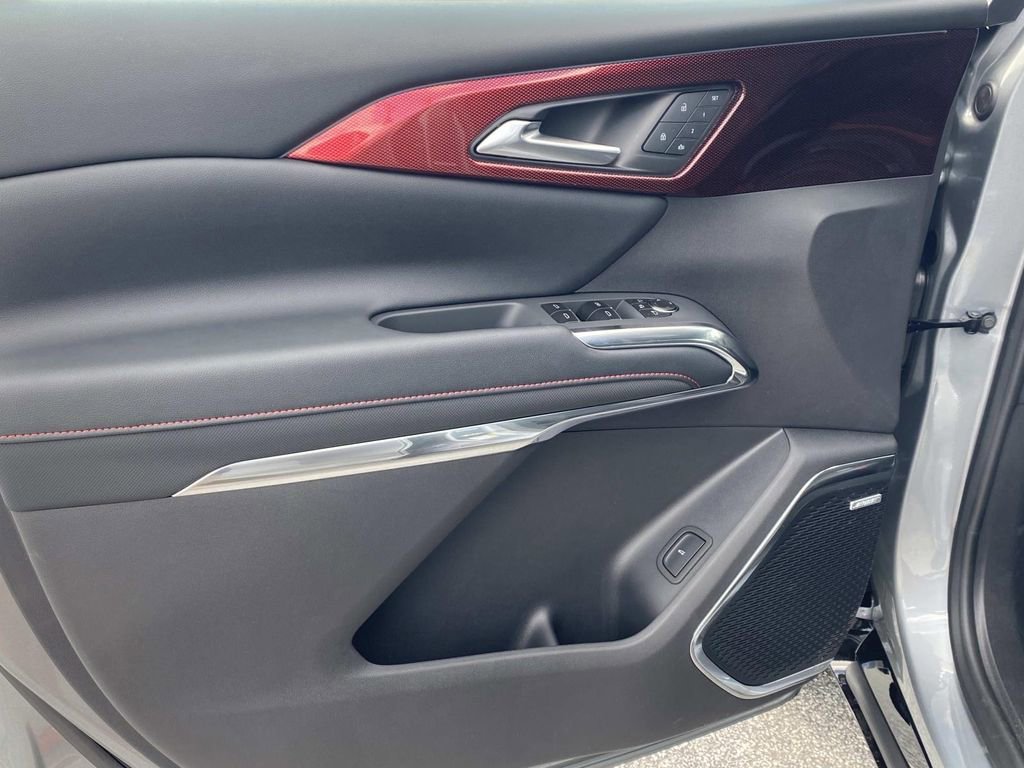 New 2026 Chevrolet Traverse RS image 16