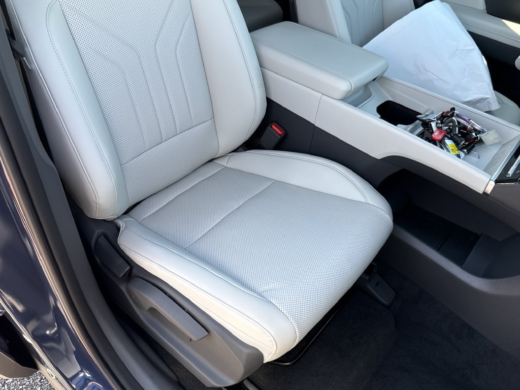New 2027 Hyundai Santa Fe SEL FWD image 34