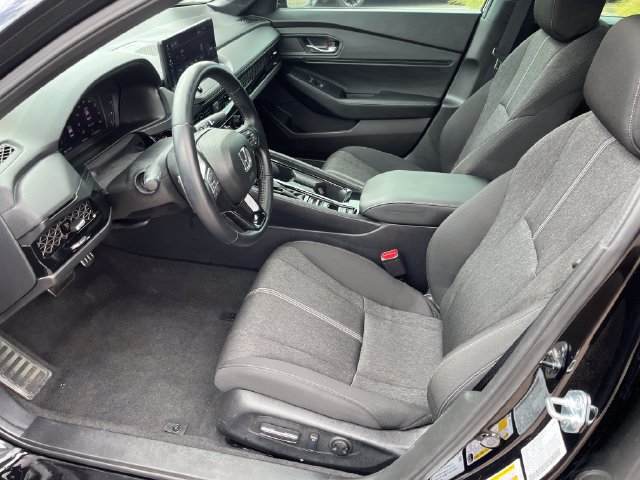 Certified 2025 Honda Accord Sport image 3