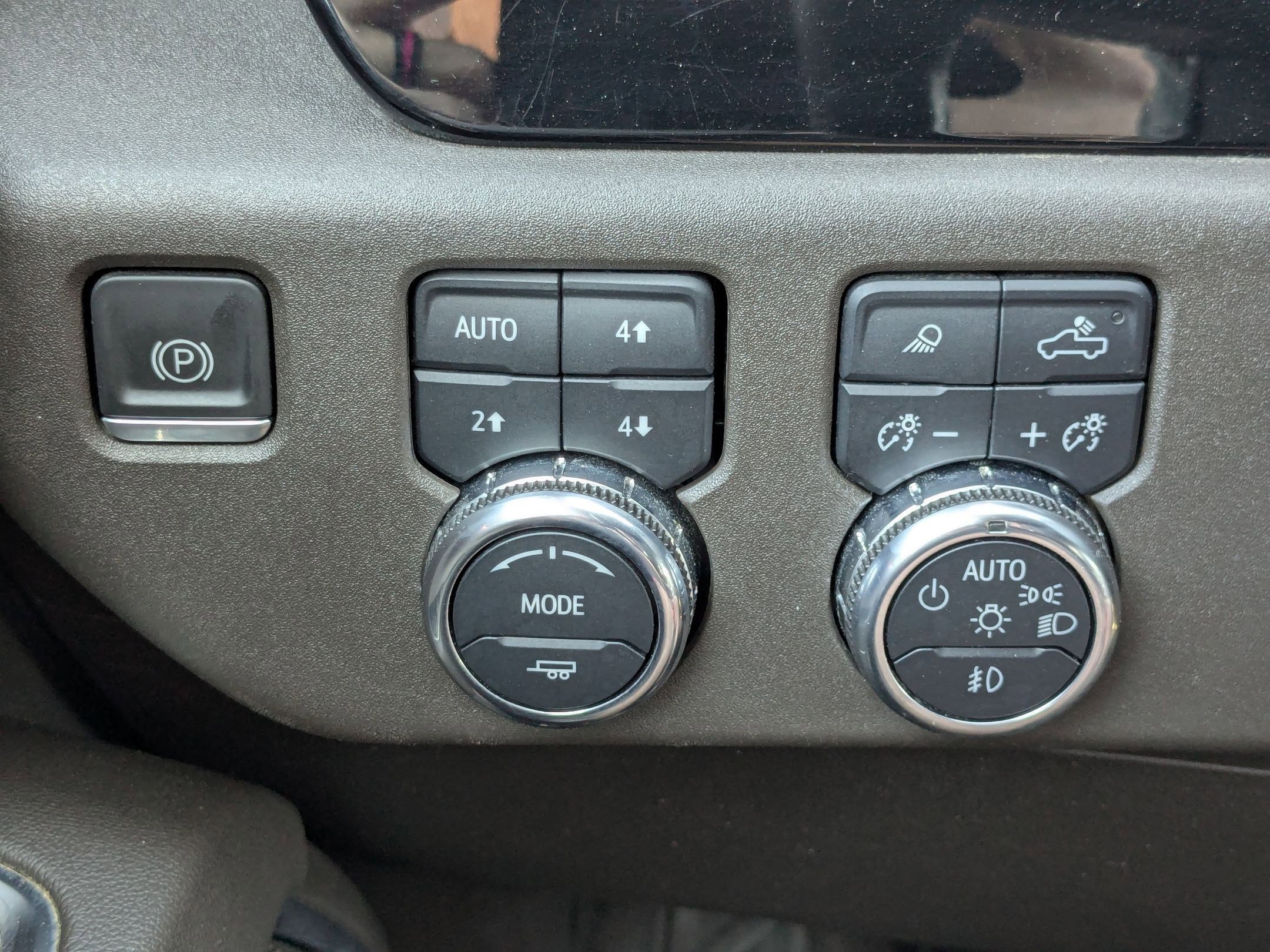 Used 2022 GMC Sierra 1500 SLT w/ X31 Off-Road Package image 17