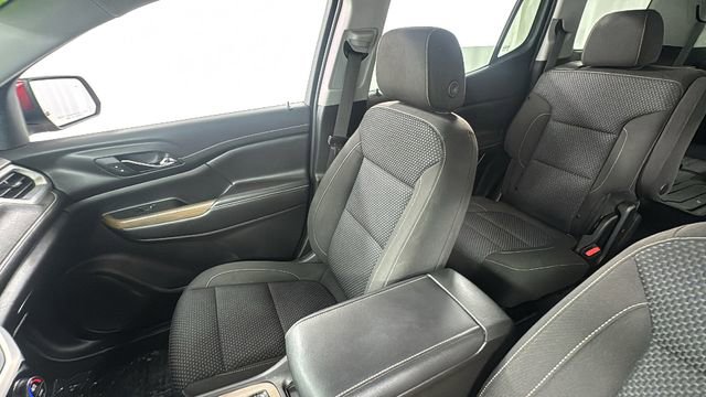 Used 2023 GMC Acadia SLE w/ Driver Convenience Package image 13