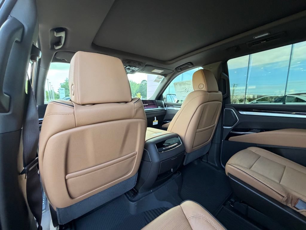 New 2026 Cadillac Escalade Luxury w/ Touring Package AWD/4WD image 22