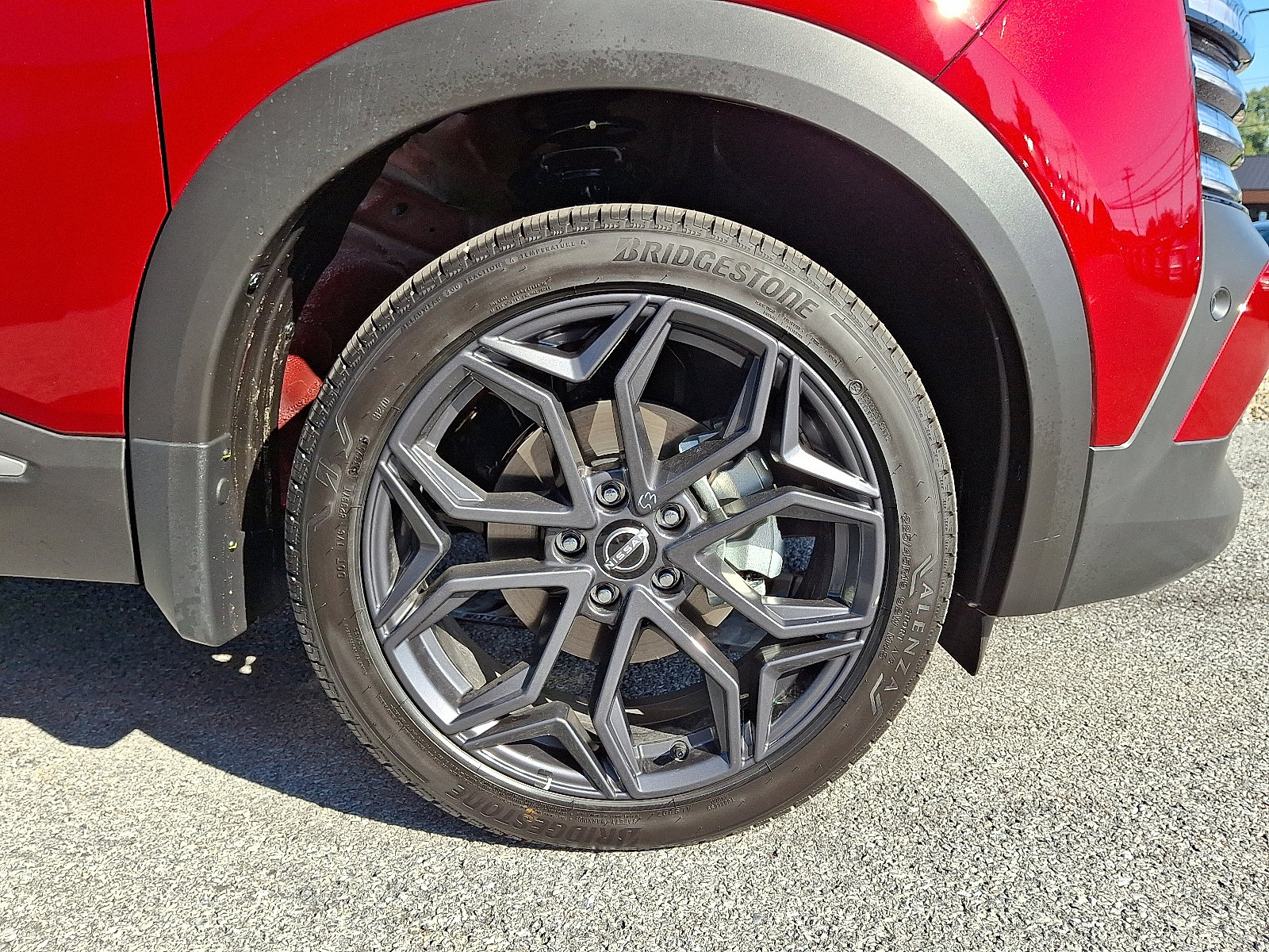 New 2026 Nissan Kicks SR w/ Cold Weather Package image 4