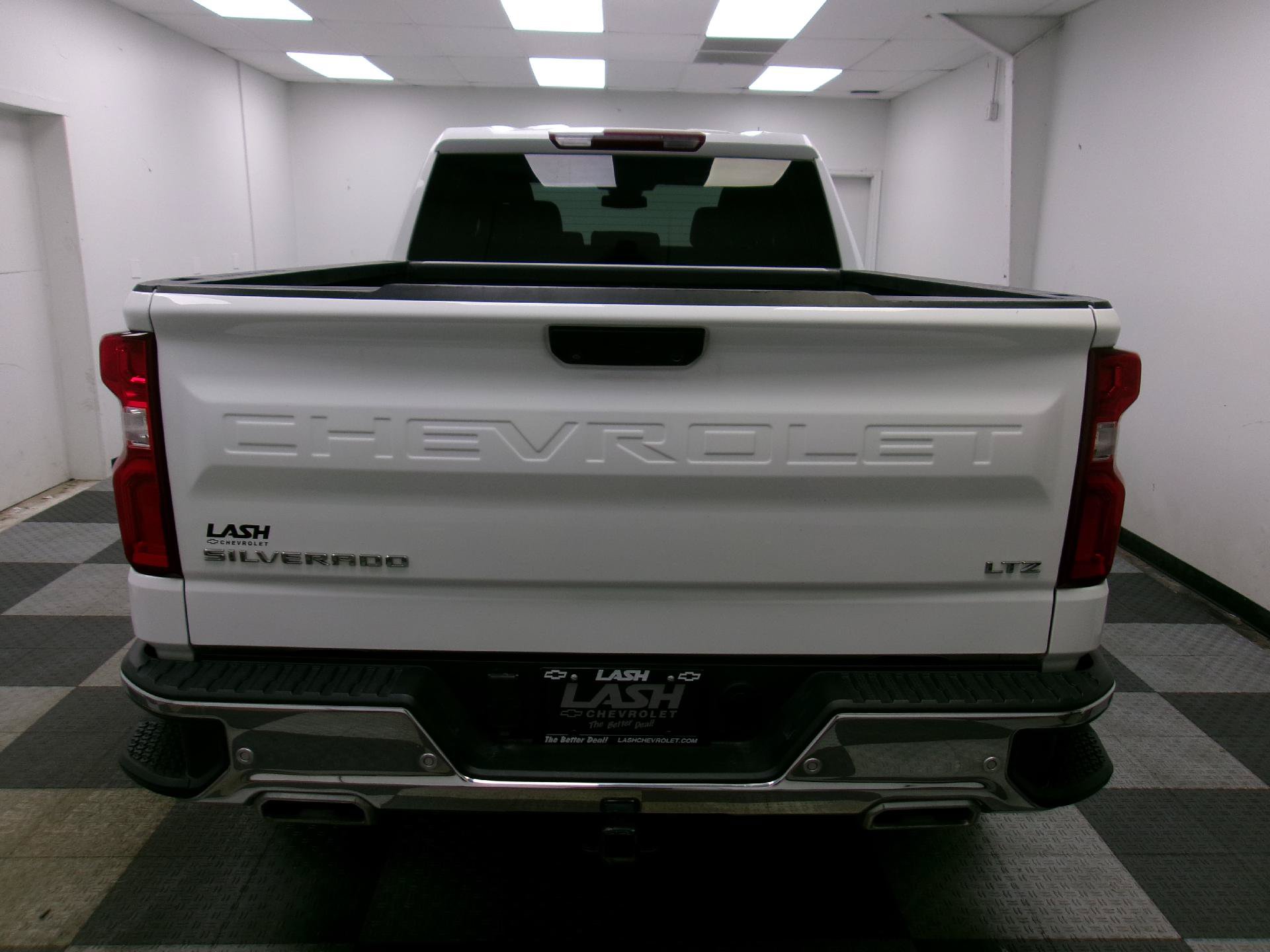 Used 2022 Chevrolet Silverado 1500 LTZ w/ Max Trailering Package AWD/4WD image 13
