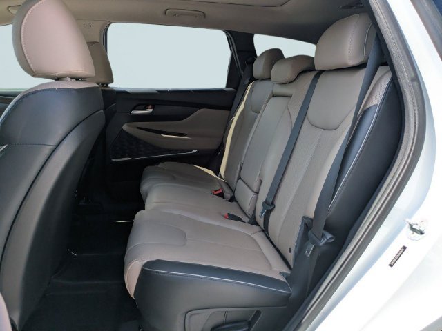 Used 2022 Hyundai Santa Fe Limited FWD image 15